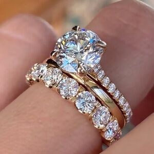 Ring set of 3. Bridal set.